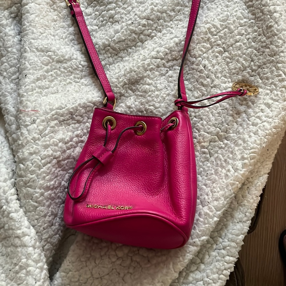 Michael Kors bucket bag